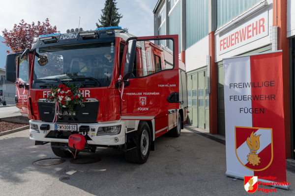 Florianifeier und Fahrzeugsegnung der Freiwilligen Feuerwehr Fügen