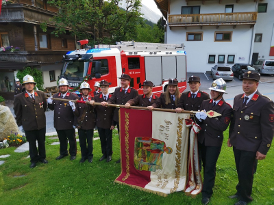 Florianifeier mit Fahrzeugweihe der Freiwilligen Feuerwehr Tux