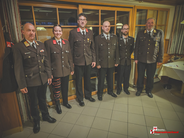 Außerordentliche Neuwahlen als zentraler Tagesordnungspunkt