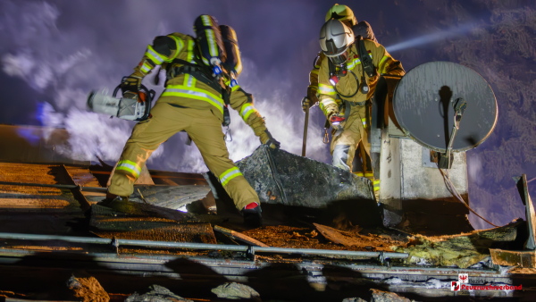 Brand einer Almhütte, Stummerberg – 4 Feuerwehren im Einsatz