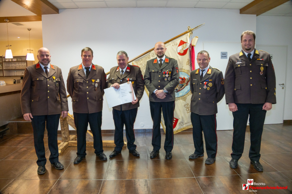 BFV Schwaz verlieh Verdienstzeichen in Gold
